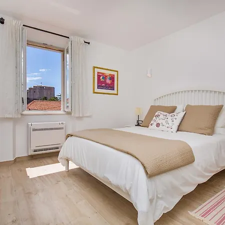 Porta And By Irundo Apartament *